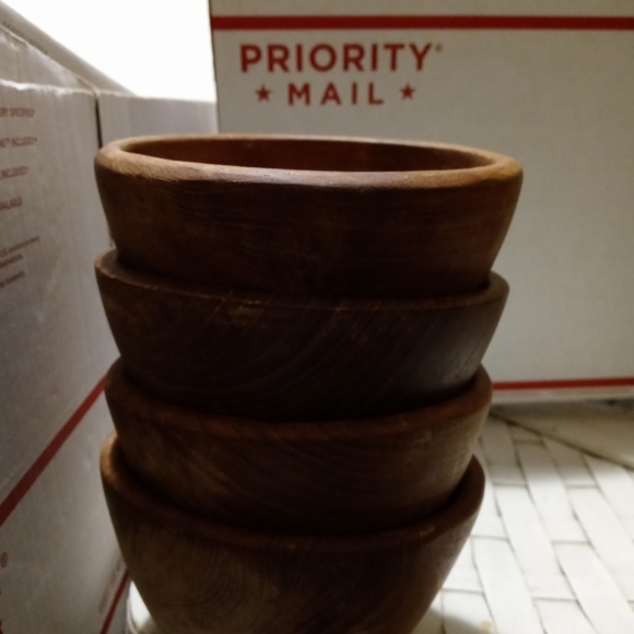 🕰PIER 1 🏯 4 SOLID WOOD SALAD BOWLS🛶🏹 A FANTASTIC VINTAGE.🎁 - Picture 4 of 7